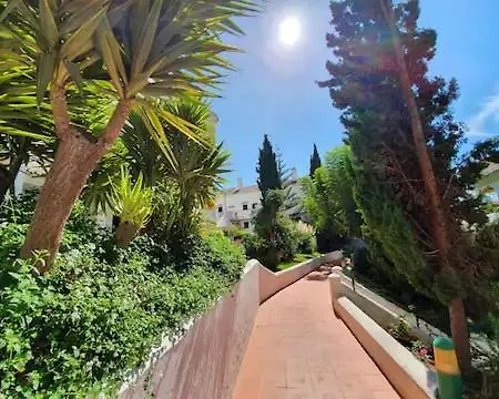 Pueblo Del Parque Avec Belle Terrasse
