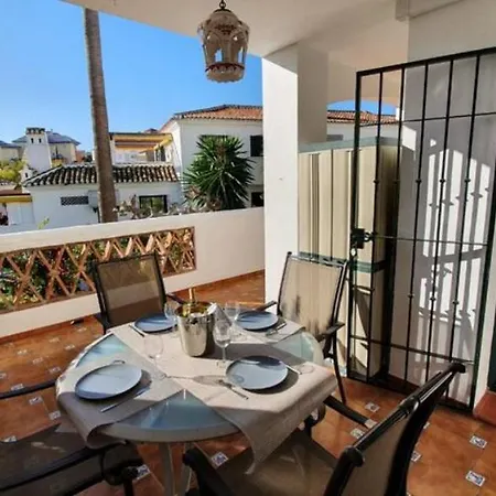 Pueblo Del Parque Avec Belle Terrasse * Benalmádena